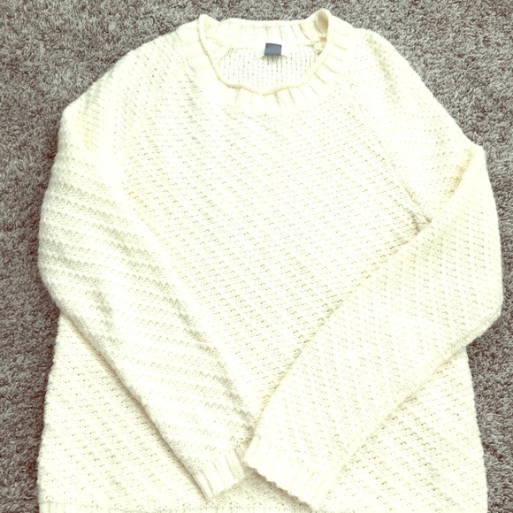 Sweaters - Cream colored cable sweater